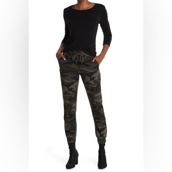 Nordstrom Rag Supply Camo Print Joggers - Picture 1 of 11